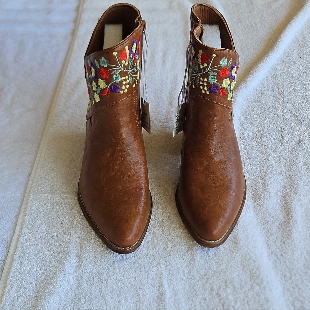 J.Adams Shoes Corral Brown PU Floral Embroidered Ankle Bootie Zip Women 9